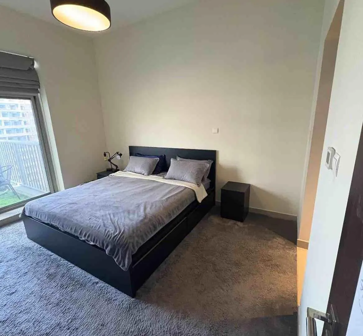 Spacious 1-Bedroom Apartment - Dubai