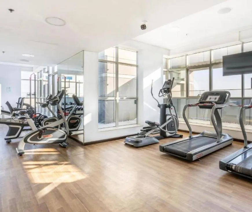 Spacious 1-Bedroom Apartment - Dubai